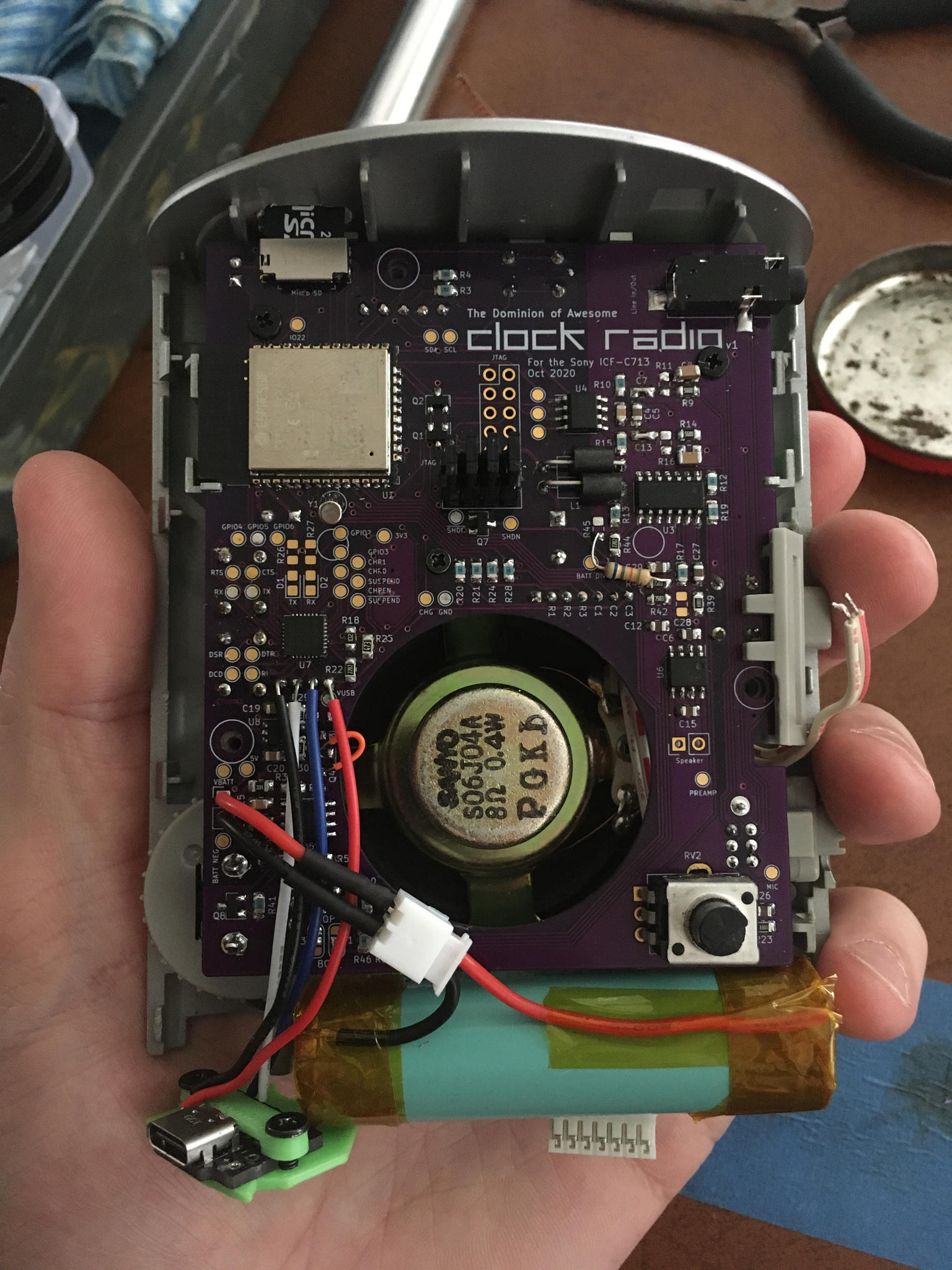 Clock radio back showing internal board
