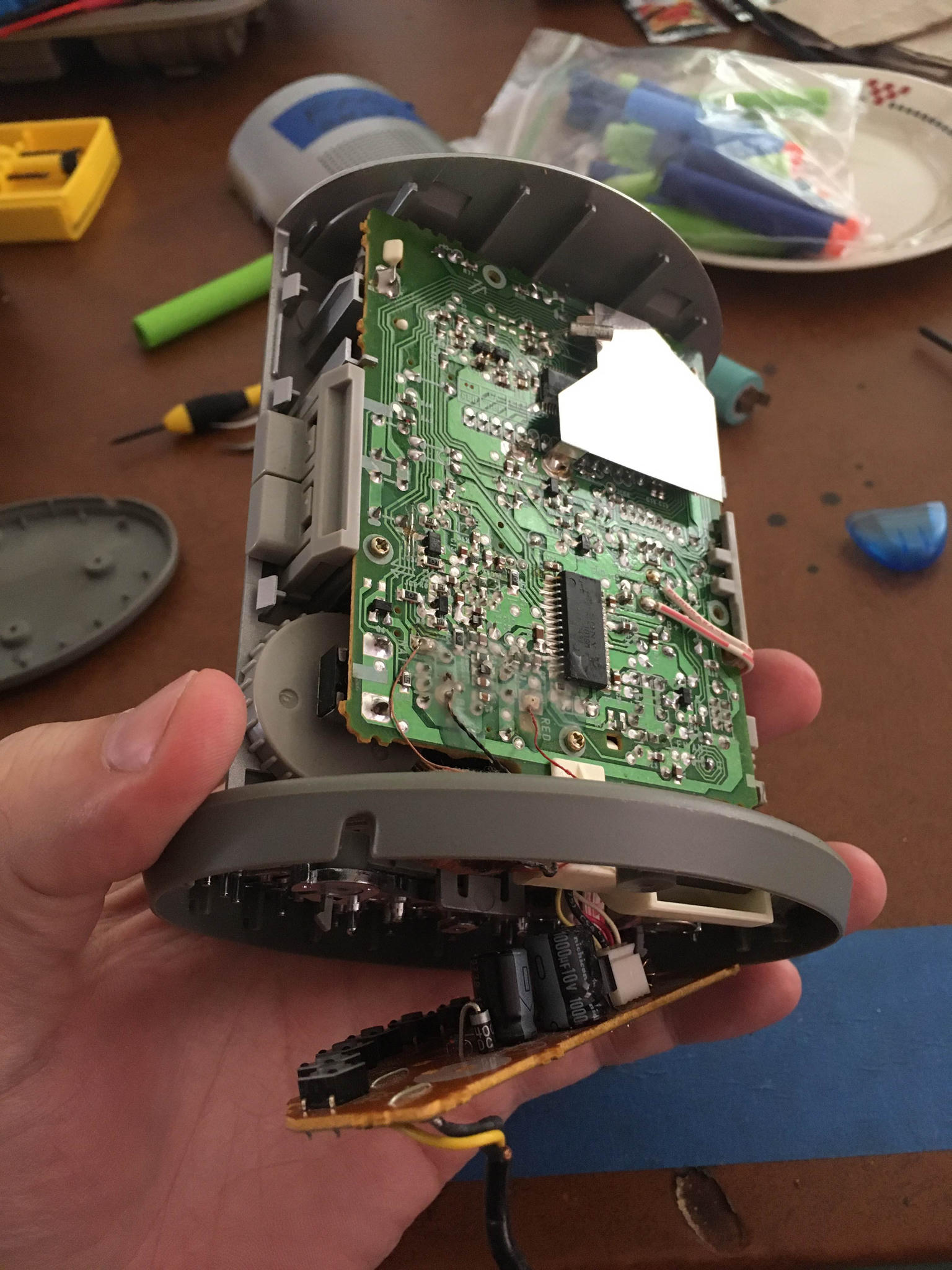 The original circuit board in
the back of the ICF-C713